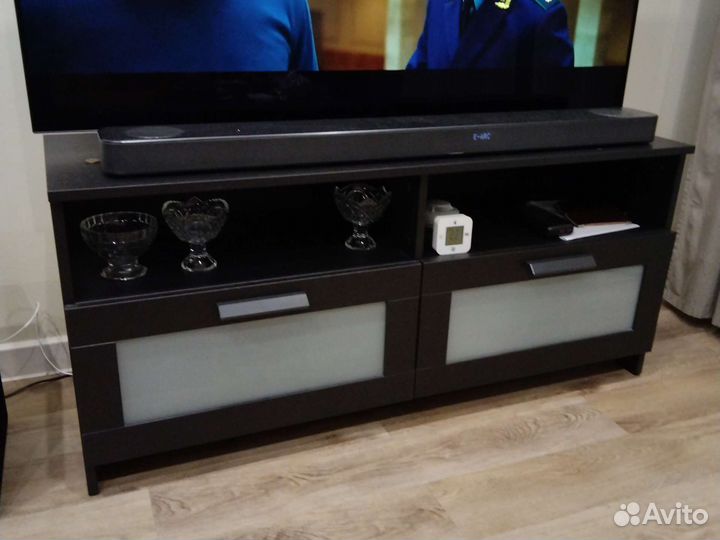 Тумба под телевизор