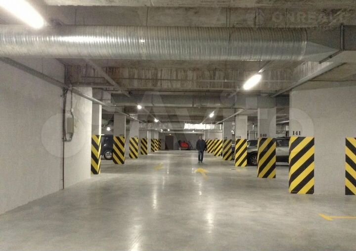 Машиноместо, 14 м²