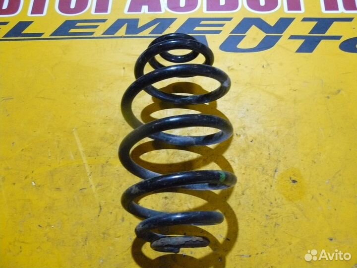 Пружина задняя для Volkswagen Passat B5 Седан