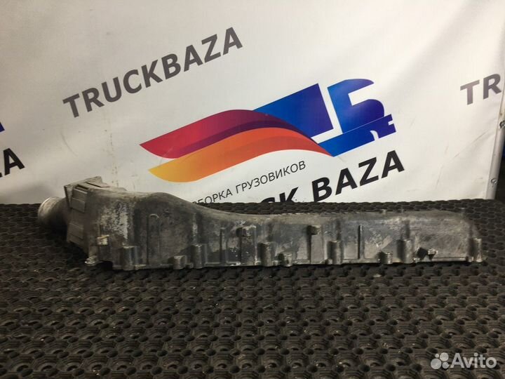 Коллектор впускной Renault Magnum