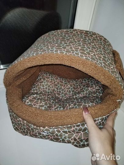 Лежанка для кошек