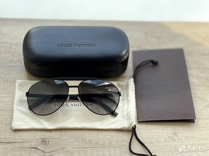 Солнцезащитные очки мужские Louis Vuitton