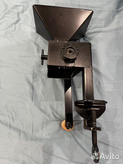 Орехоколка для кедровых орехов