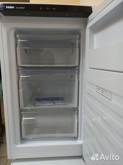 Морозильная камера Haier. Мини