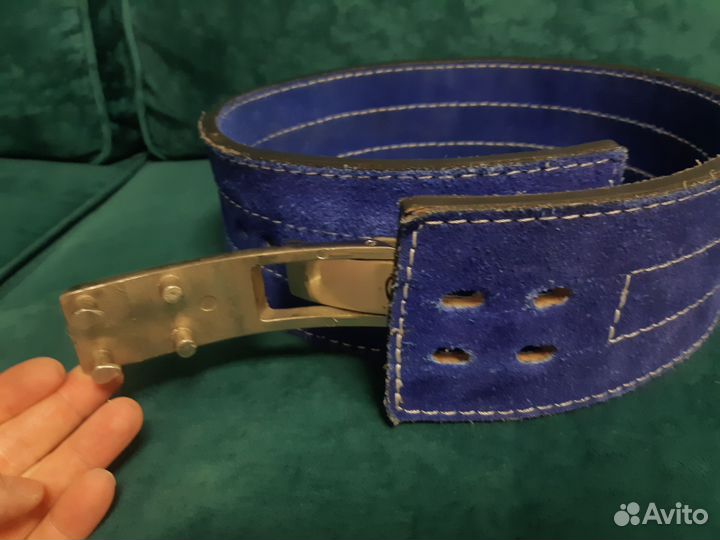 Пояс тяжелоатлетический с карабином