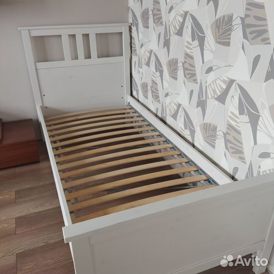 Кровать б/у IKEA Хемнэс