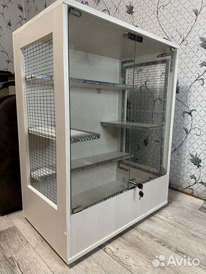 Новая витрина (клетка) для шиншиллы