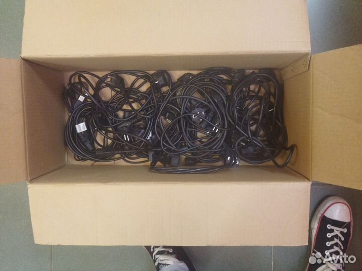 Кабель питания для компьютера