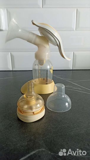 Молокоотсос medela ручной