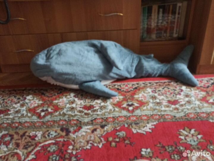 Продаю акулу из IKEA