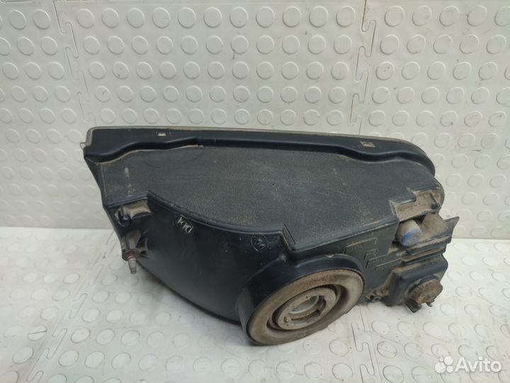 Птф передний правый Toyota Land Cruiser 200 2007