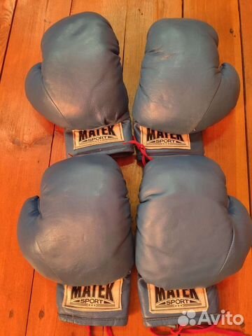 Боксерские перчатки