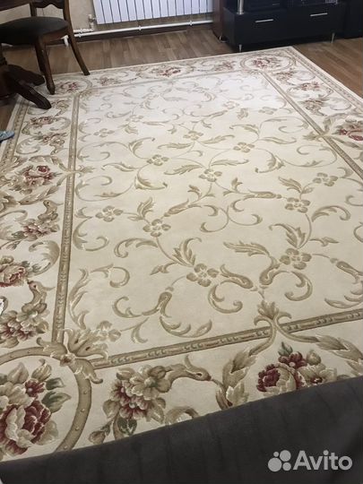 Ковер шерстяной 2,4 на 3,4