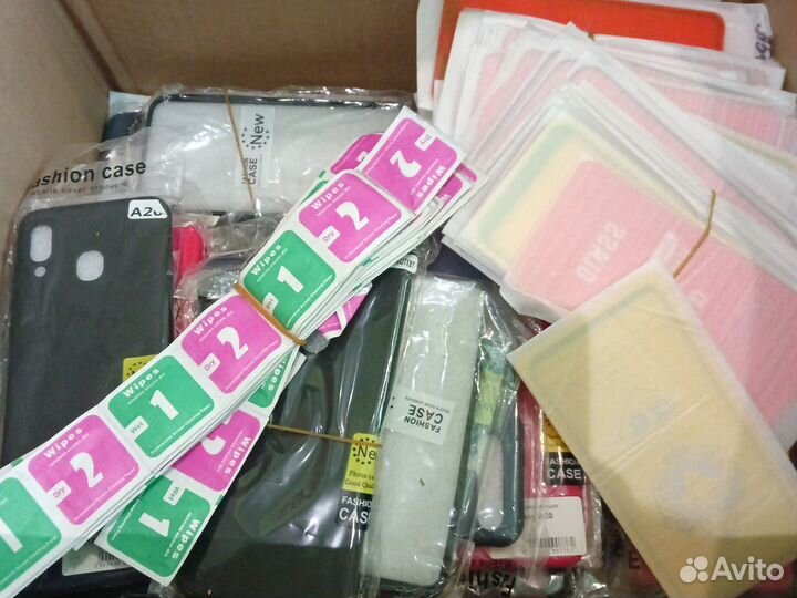 Стекло на телефон