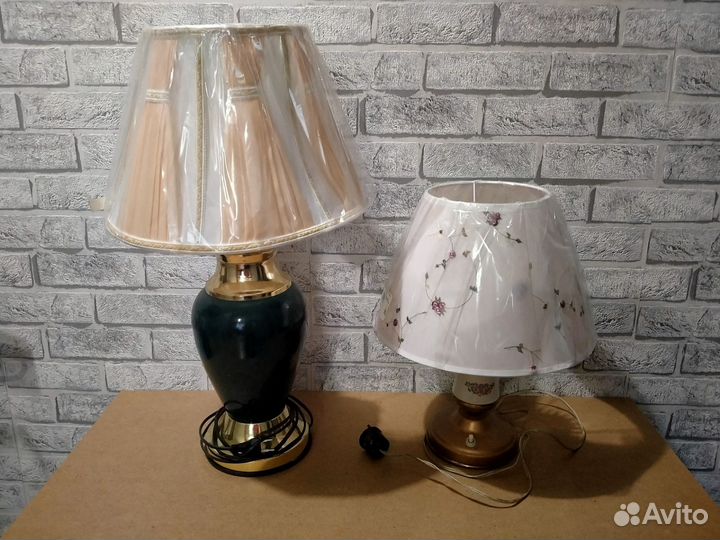 Лампа настольная