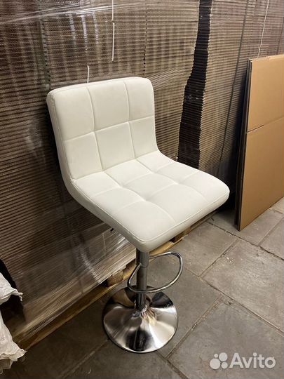 Барные стулья со спинкой Pascal