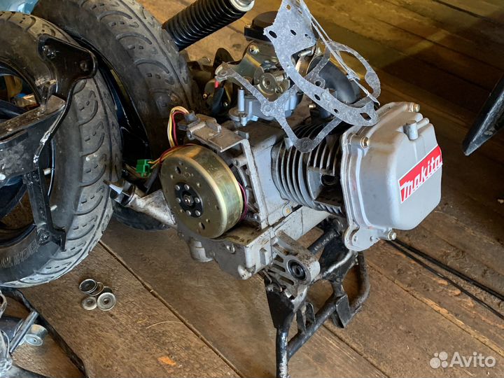 Двигатель от скутера