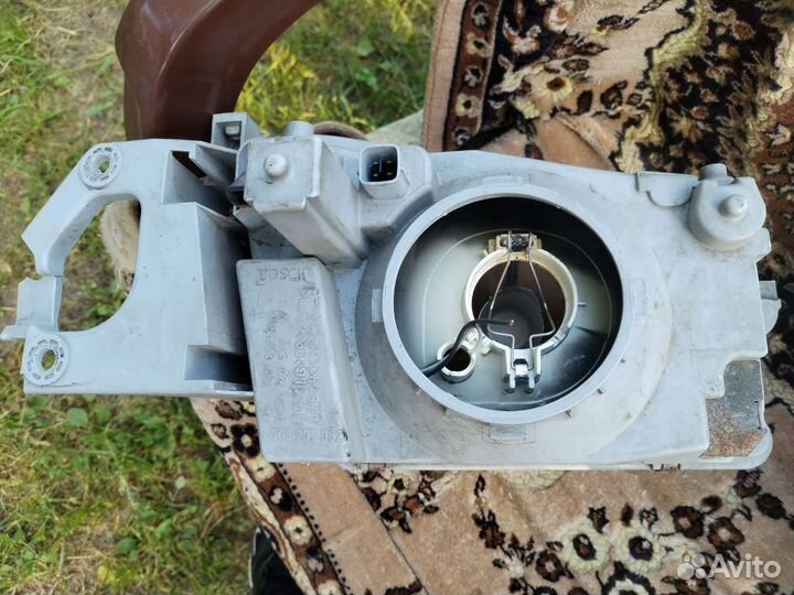 Фара mazda 323 bj