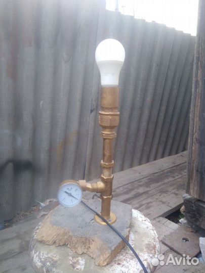 Лампа настольная