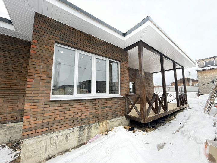 Дом 142 м² на участке 13,7 сот.