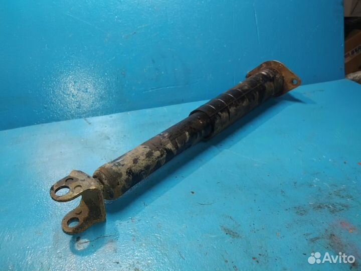 Амортизатор задний Infiniti G 2008-2014