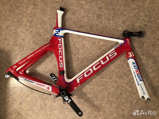 Focus izalco team katusha on sale