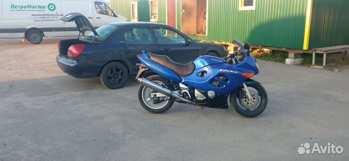 Suzuki gsxf 600 Katana