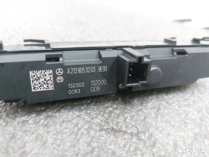 Кнопка Mercedes-Benz E-Class 213 OM654 2020