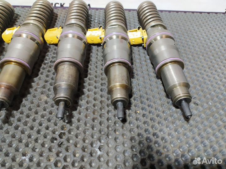 Комплект форсунок топливных