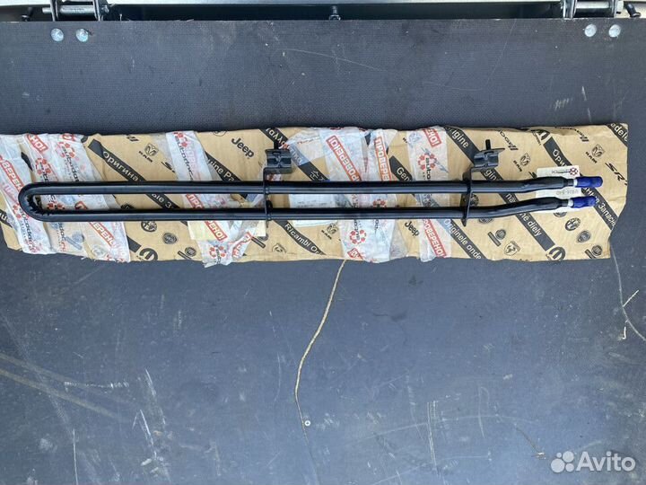 Маслоохладитель гура Крайслер 04782260AD