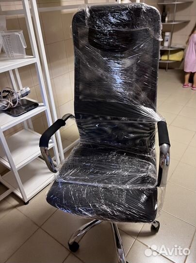 Стул для руководителя / компьютерный