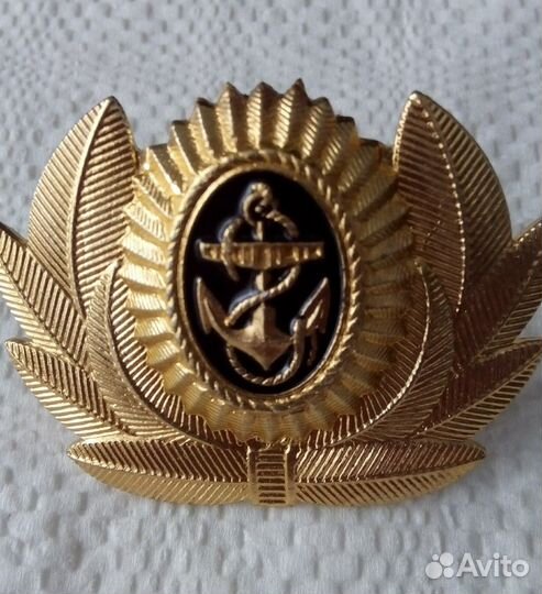 Военные знаки; Кокарды