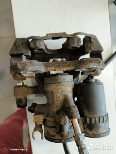 Суппор тормозной задний левый Mini