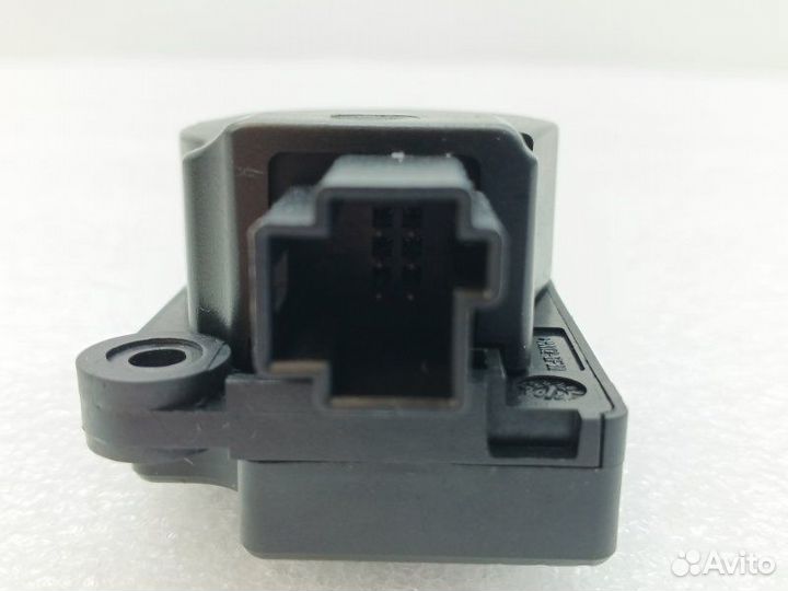 Сервопривод заслонок печки Land Rover Discovery 3