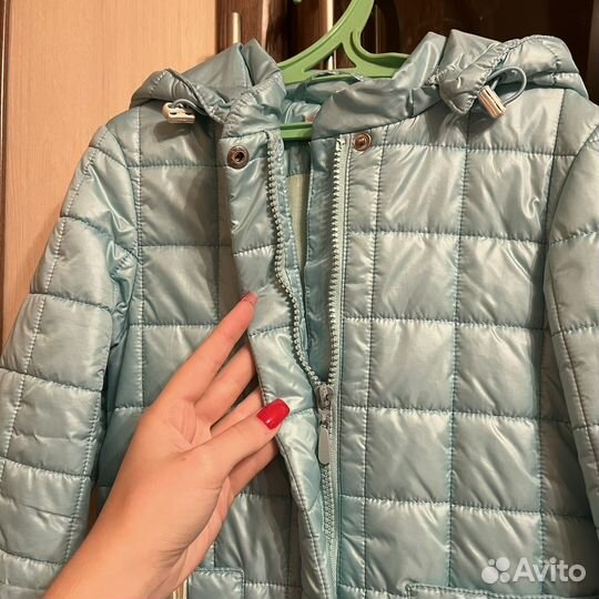 Куртка осенняя для девочки 120-122 размер