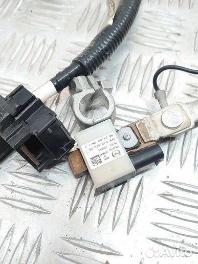 Клемма аккумулятора плюс Mazda 3 BL (2008—2011)