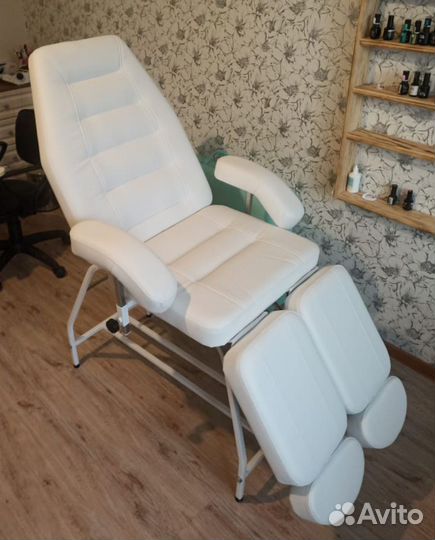Педикюрное кресло