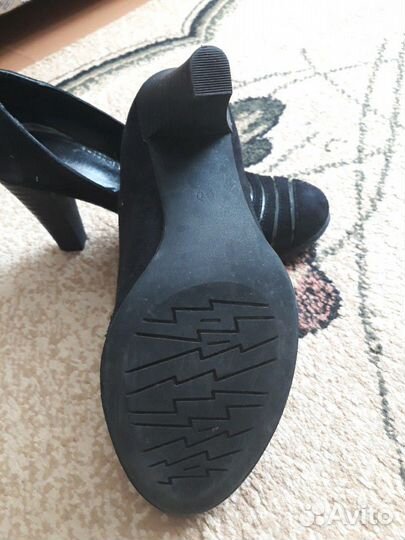 Туфли натуральные замшевые новые 37 разм