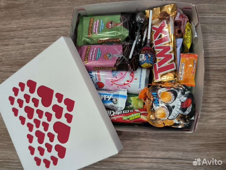 Подарочный бокс сладости