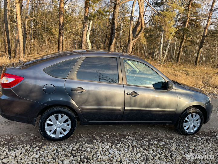 LADA Granta 1.6 МТ, 2017, 130 000 км