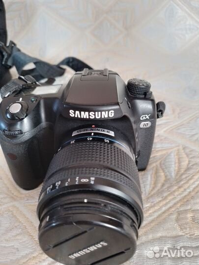 Зеркальный фотоаппарат Samsung GX 10