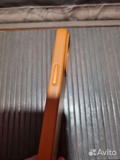 Чехлы на iPhone 13 pro max