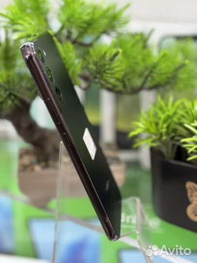 Samsung Galaxy S22+, 8/256 ГБ