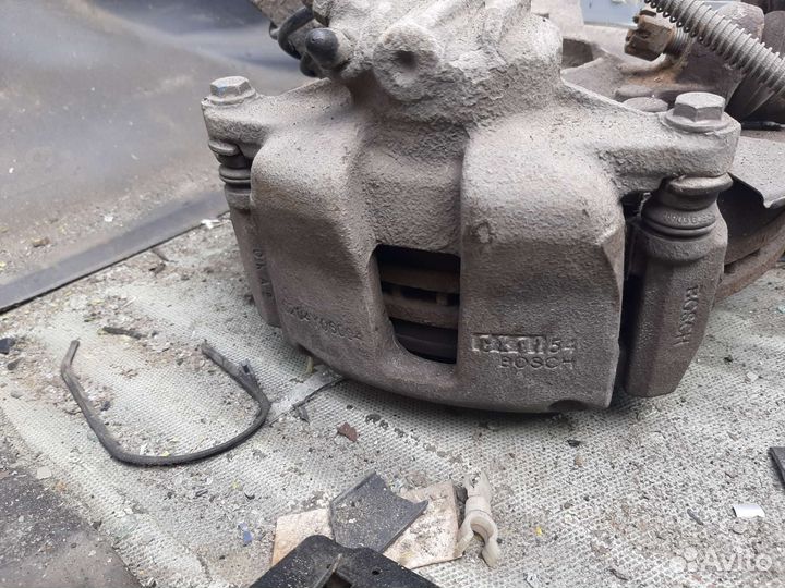 Суппорт передний geely Emgrand ec7