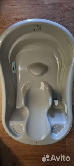 Ванночка для купания с горкой