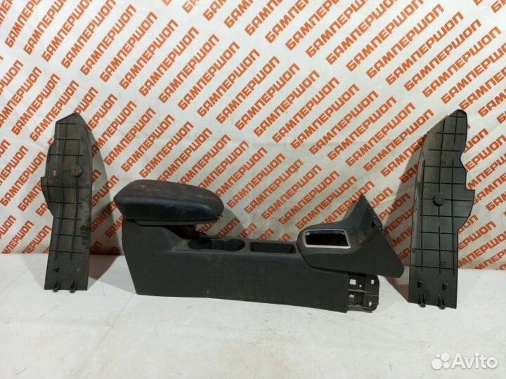 Центральная консоль Ford Focus 2 (2005-2008) седан