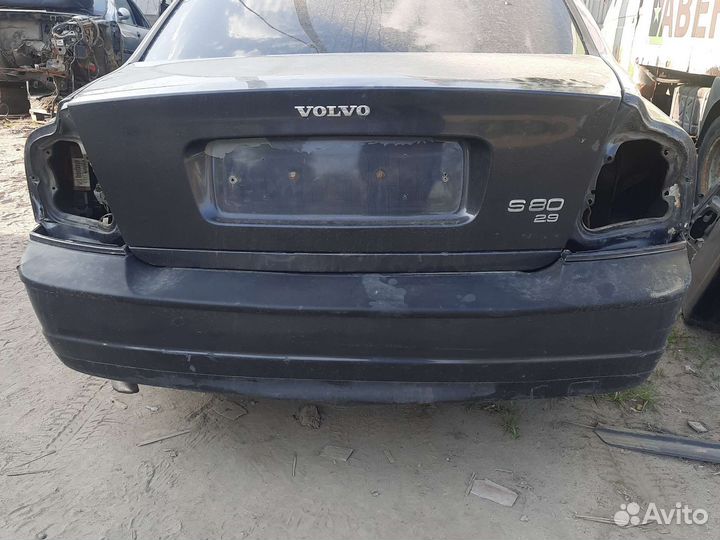 Задний бампер Volvo s80 1999
