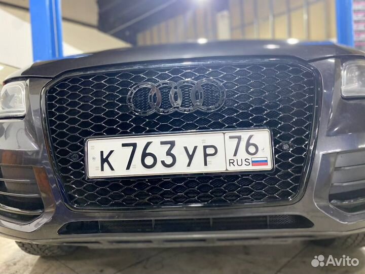 Audi Q3 8U решетка в стиле rsq3