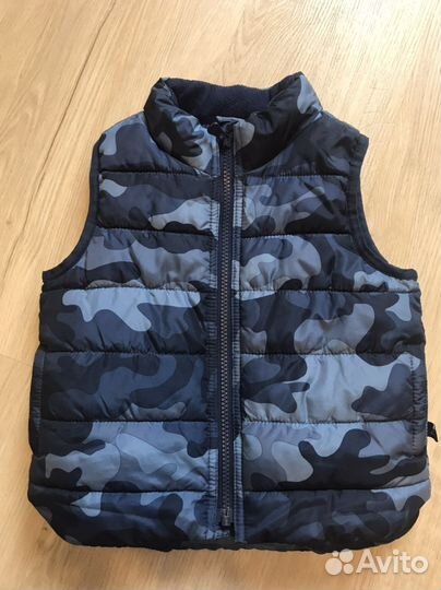 Жилетка для мальчика gap