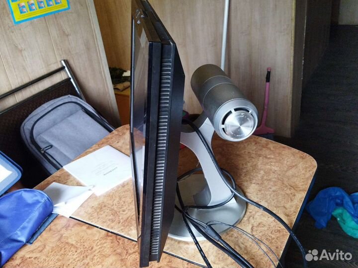 Монитор Asus